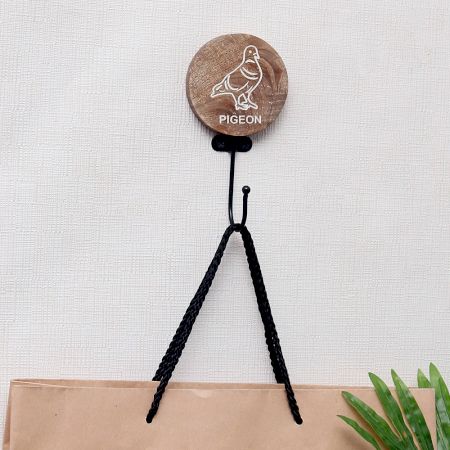 Brown Round Wooden Pigeon Hooks For Kids